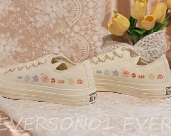 Sapatos Converse bordados personalizados Converse Chuck Taylor 1970s Sapatos Converse bordados florais personalizados para seu presente de casamento