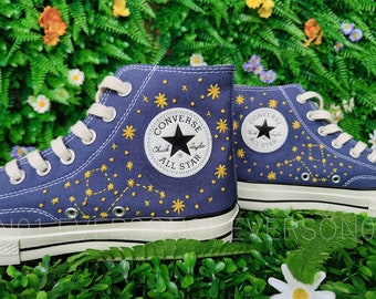 Tênis Converse Chuck Taylor bordados personalizados anos 70, com estampa de lua e estrela, para presente de casamento