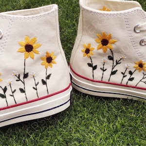Benutzerdefinierte Converse gestickte Schuhe Konverse Chuck Taylor 1970s bestickte Sonnenblume Bestickte Schuhe für ihr Hochzeitsgeschenk
