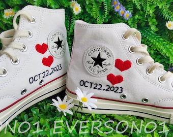 Aangepaste Converse geborduurde schoenen Converse Chuck Taylor jaren 1970 aangepaste geborduurde liefde borduurwerk Converse schoenen voor haar huwelijkscadeau