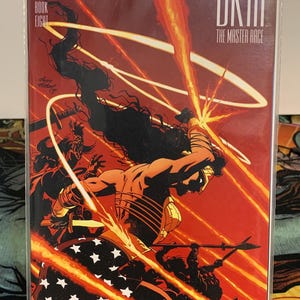 dark night 3 book eight ( DC comics )