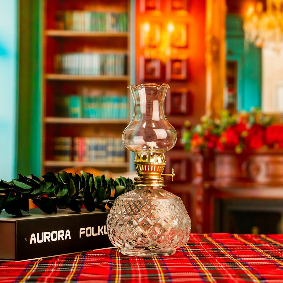 Antique Oil Lamp, Vintage Oil Lamp, Glass Oil Lamp, Kerosene Lamp, Decorative Oil Lamp, Paraffin