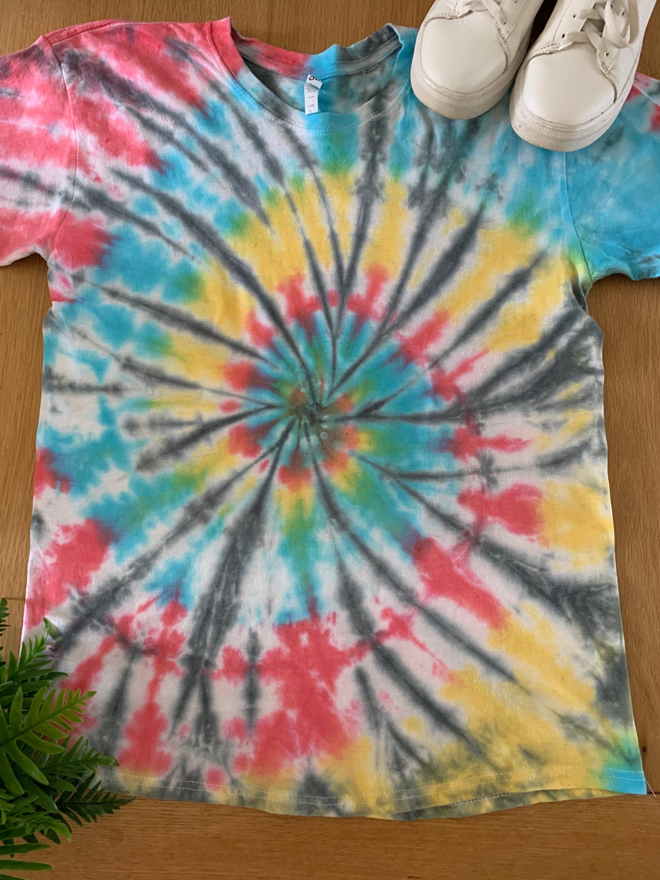 Camiseta tenida con efecto tie dye Espiral fragmentada Etsy Espana