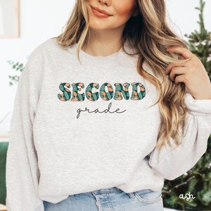 2nd Grade Teacher Sweatshirt, Floral Second Grade Teacher Shirt, Second Grade Squad, Flower Minimalist Teacher Tee, 2nd Grade Team Gift K331