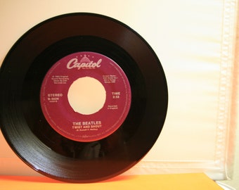 The Beatles 45 rpm Vinyl Record Twist And Shout/There's A Place, Collectors item, Classic Rock