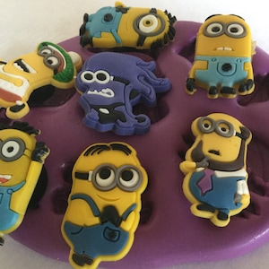 minion cake mold