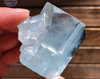 Raw Aquamarine Blue Crystal Natural Terminated Mineral Specimen Quality Raw Beryl gemstone Collector Display RouRock Nagar Valley Pakistan