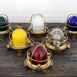 Nautical Reclaimed Ship Light Vintage Brass Finish Passageway Light Bulkhead Celling Wall Deck Light Slave Light Café, Bar, Restaurant light
