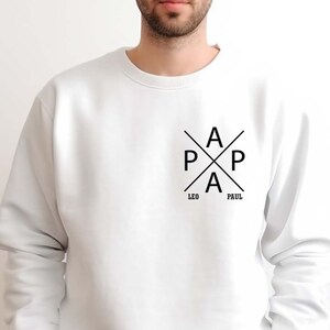 Personalisiertes Papa Sweatshirt, Vintage Papa Shirt, Benutzerdefinierter Papa Pullover, Vatertagsgeschenk, Papa Shirt mit den Namen der Kinder, Minimalistisches Shirt