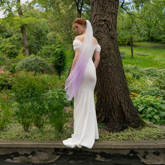 Ombre Lavender Purple Wedding Veil: Soft Tulle, Silver Comb  display picture 1