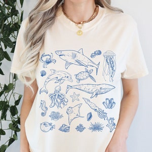 Vintage 90s Tattoo Sea Animal T-Shirt, Retro Ocean Nature Shirt, Sea Shirt, Ocean Animal Lover Tee, Sea Animal Lovers, Protect Animals