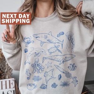 Sea Animals Vintage Sweatshirt, Retro Ocean Sweater, Cute Sea Creatures Sweatshirt, Ocean Gifts, Ocean Lovers Unisex Sweatshirt, Ocean Shirt