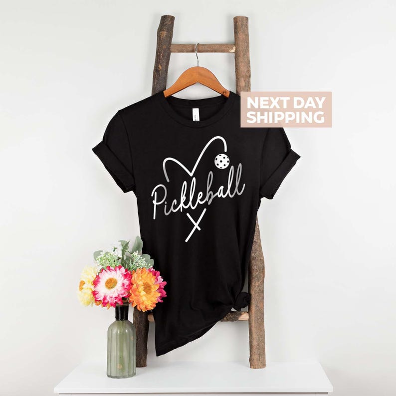 Chemise coeur pickleball, T-shirt amour pickleball, chemise amateur de pickleball, chemise pickleball drôle, t-shirt cadeau joueur de pickleball, t-shirt le jour du match image 3