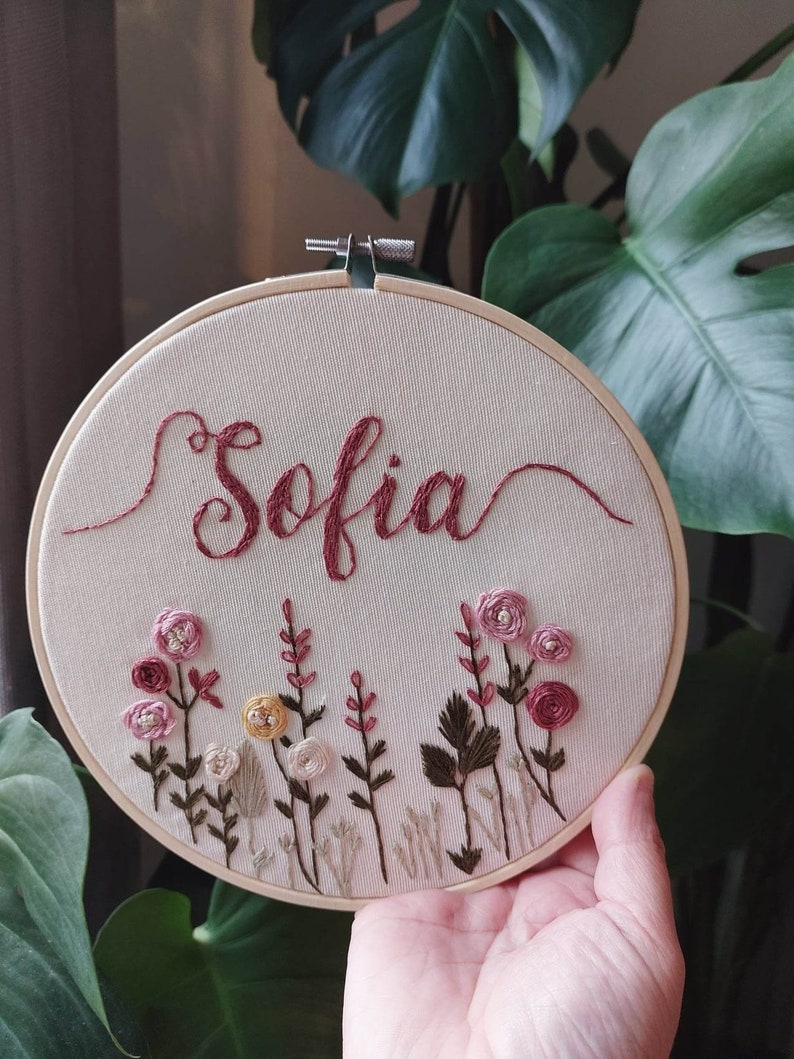 Custom Name Floral Embroidery Hoop, Personalized Nursery Decor - Etsy