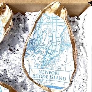 NEWPORT MAP oyster shell gift. NEWPORT christmas gift. Rhode Island gift. Rhode Island ring dish. Newport shell dish. Newport party favor