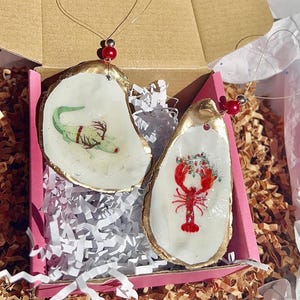 Adorno navideño de concha de ostra y cangrejo de río de estilo cajún. Adorno navideño de concha de ostra y cangrejo de río y cocodrilo. Idea de regalo para el pantano de Nueva Orleans, Luisiana