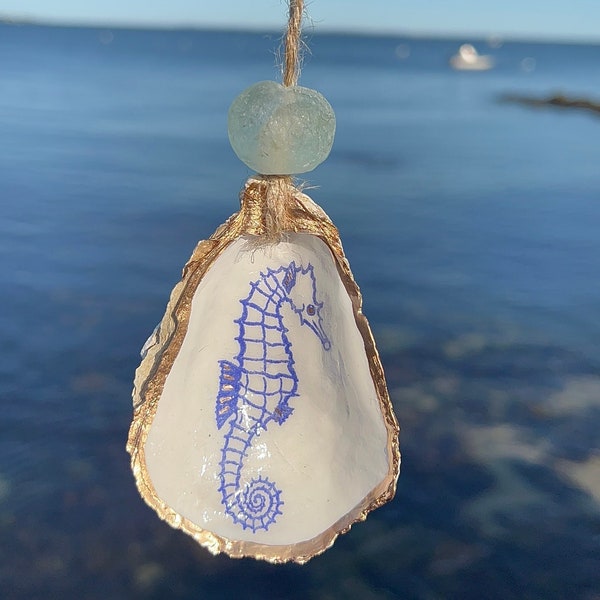 Seahorse Oyster shell Ornament. Seashell christmas ornament. Shell Ornament. Beach Christmas. Hostess gift. Wine charm