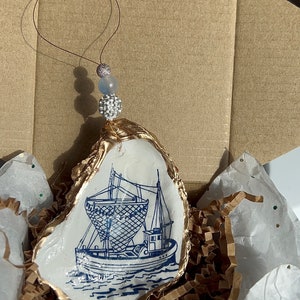 Navy blue old fashioned fishing boat oyster ornament. Navy blue trawler Christmas Ornament. Oyster shell ornament. Fisherman’s gift
