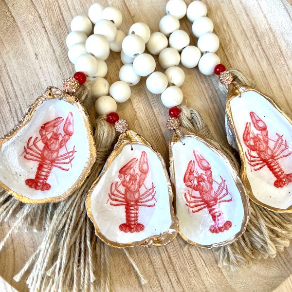 Custom lobster napkin ring set. Oyster shell napkin ring set. Beach table decor. Coastal napkin rings. Maine lobster napkin ring set