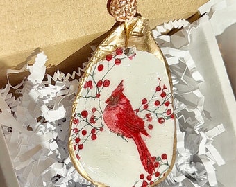 Cardinal & Red Berries Christmas Memorial Ornament. Cardinal shell Ornament. Cardinal oyster shell Christmas ornament. Funeral favor idea