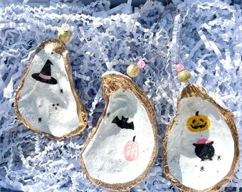 PINK HALLOWEEN HOME decor. Pastel Halloween decor. Halloween ornament idea. Fall decor ornament. Ghost ornament gift. Witch ornament gift
