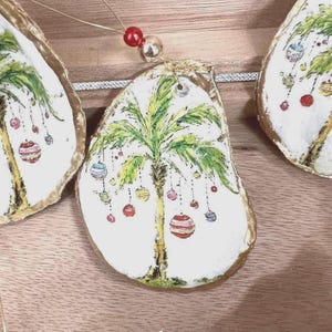 Palm tree oyster shell Ornament. Seashell christmas ornament. Palm tree Ornament. Coastal Christmas ornament. Tropical Christmas ornament