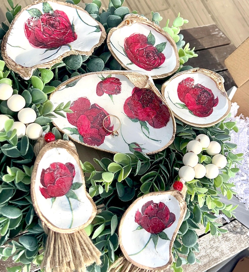 Red Rose Extra Large Decoupaged Clam Shell Ring Dish Trinket Tray. Red