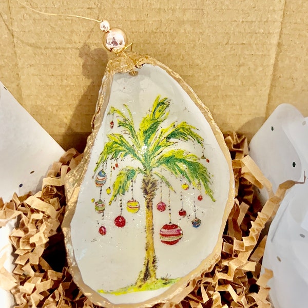 Enfeite de concha de ostra de palmeira. Enfeite de Natal tropical de concha. Enfeite de concha de decoupage. Ideia de presente de Merry Beachmas. Ideia de presente da Flórida