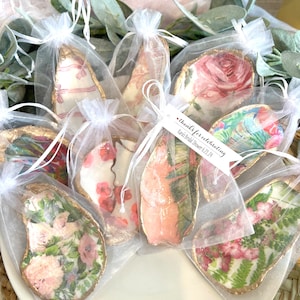 Sweet 16 Birthday Party Favor Idea. Decoupaged Shell Jewelry Dish Favor ...