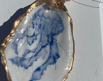 Jellyfish Oyster shell Christmas ornament. Jellyfish Nautical shell Ornament. Coastal Christmas ornament jellyfish style, stocking stuffer