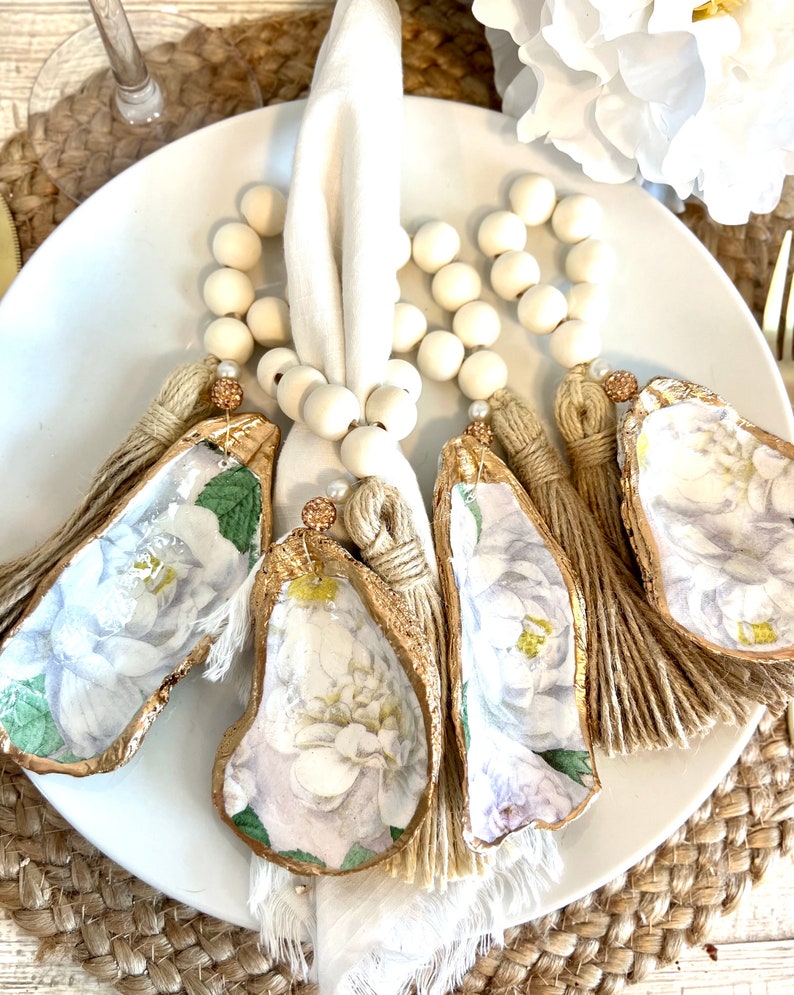 WendyClareDesigns Magnolia Oyster Napkin Ring - Thumbnail 3