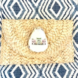 Charleston girls trip shell clutch purse. Oyster shell purse Charleston. Southern wedding outfit accessory purse. Bachelorette proposal
