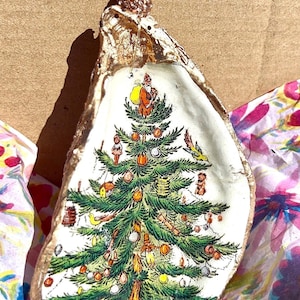 Spode classic Christmas tree shell Ornament. Handmade Christmas Tree Ornament. Vintage Christmas Ornament. Victorian Christmas ornament gift
