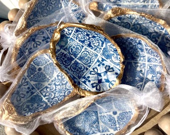 Lembrancinha para chá de panela com tema mediterrâneo. Lembrancinha para chá de panela com tema italiano. Lembrancinha para despedida de solteira em estilo italiano. Lembrancinha com azulejo azul. Lembrancinha para festa de casamento na Costa Amalfitana, Itália.