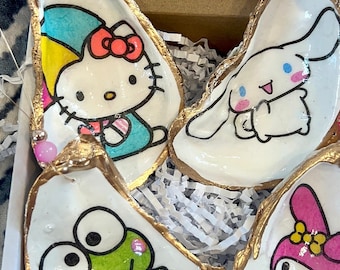 Sweet 16 party favor idea & gift for teenage girl. Kitty Decoupaged Oyster shell ornament gift for girl and favor for sweet sixteen party.