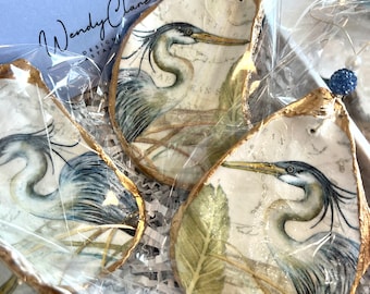 Upominek ślubny Vintage Blue Heron Shell Ornament. Luksusowy upominek ślubny. Egret Christmas Ornament. Pomysł na prezent dla miłośników ptaków i plaży
