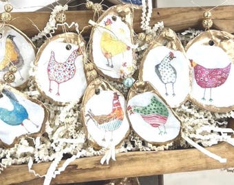 Silly Chicken Oyster shell Ornament. Chicken Christmas Ornament. Oyster shell Christmas ornament chicken. Chicken gift Farmhouse gift idea