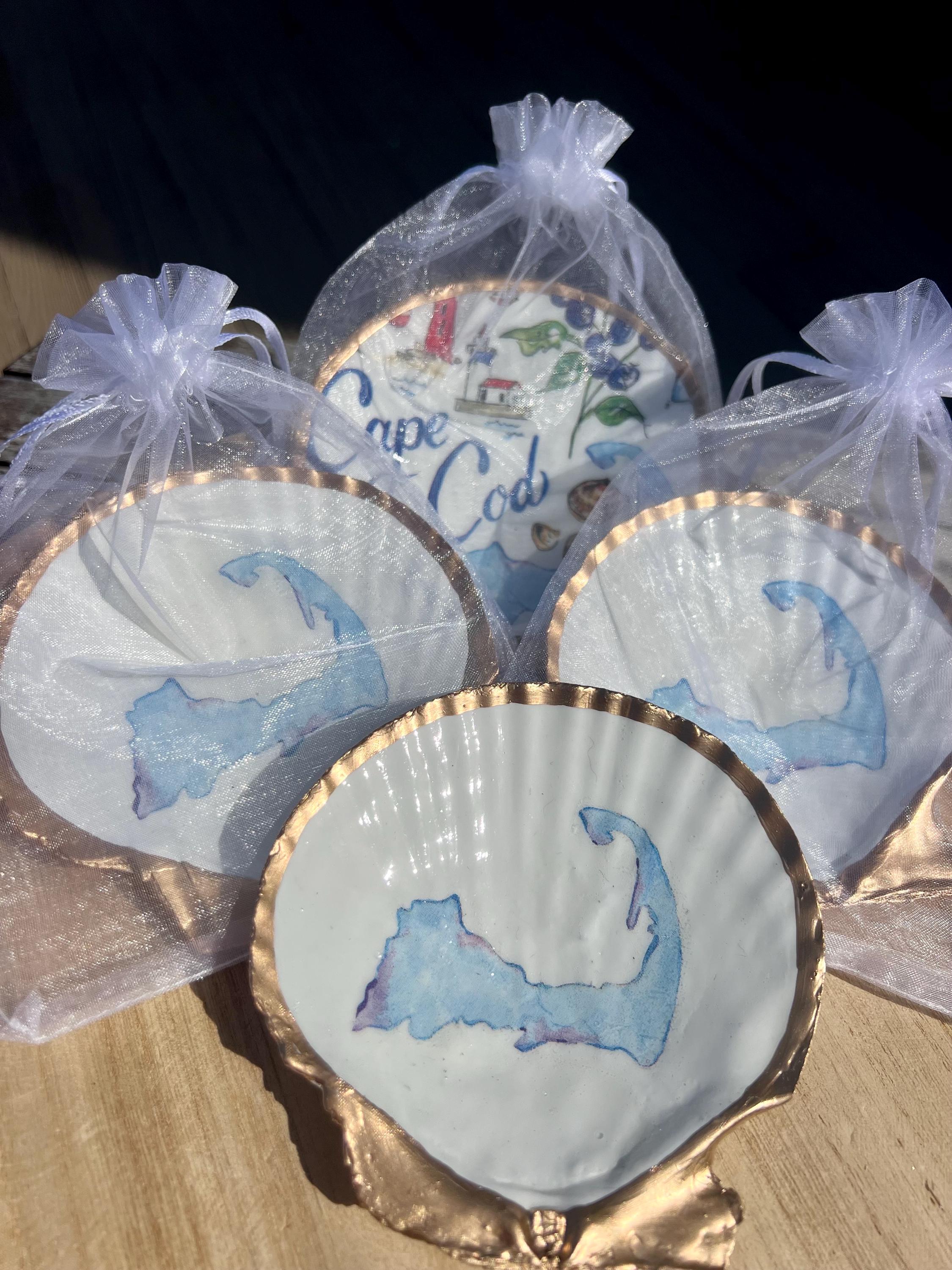 Cape Cod Wedding Favor Idea Decoupaged Shell Dish Jewelry Tray. Beach ...