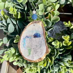 GREECE OYSTER SHELL Ornament. Santorini Greece christmas ornament. Handmade Greek Souvenir. Greece bachelorette favor. Greek wedding favor