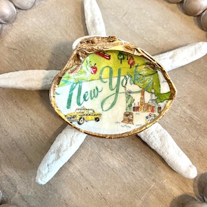New York University Graduation gift idea Shell Jewelry Dish. New York apartment decor idea. NYU dorm decor idea. New York dorm room idea