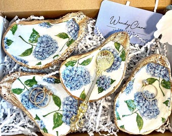 BLUE HYDRANGEA oyster ring dish beachy wedding party favor. Cape Cod party favor shell dish. Nantucket beach party shell gift trinket dish.