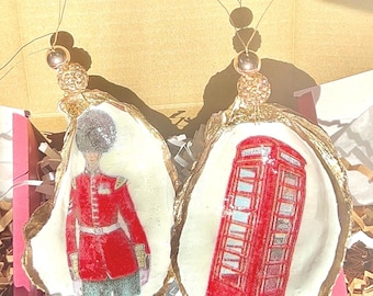 London-themed oyster shell Ornament. British christmas ornament. London Souvenir. London memento. England travel gift.