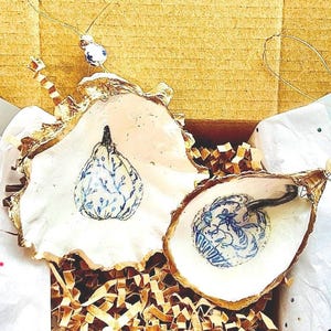 Chinoiserie pumpkin ornament. Blue Pumpkin Christmas ornament. Chinese porcelain ornament. Fall decor ornament gift. Fall ornament idea.