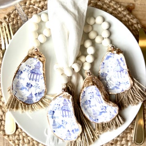 Chinoiserie Blue Toile Napkin Ring. Oyster shell napkin rings for mom. Dusty blue coastal decor. Chinese porcelain napkin rings stepmom gift