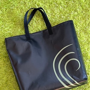 Shopping/beach bag from recycled billboards image 1