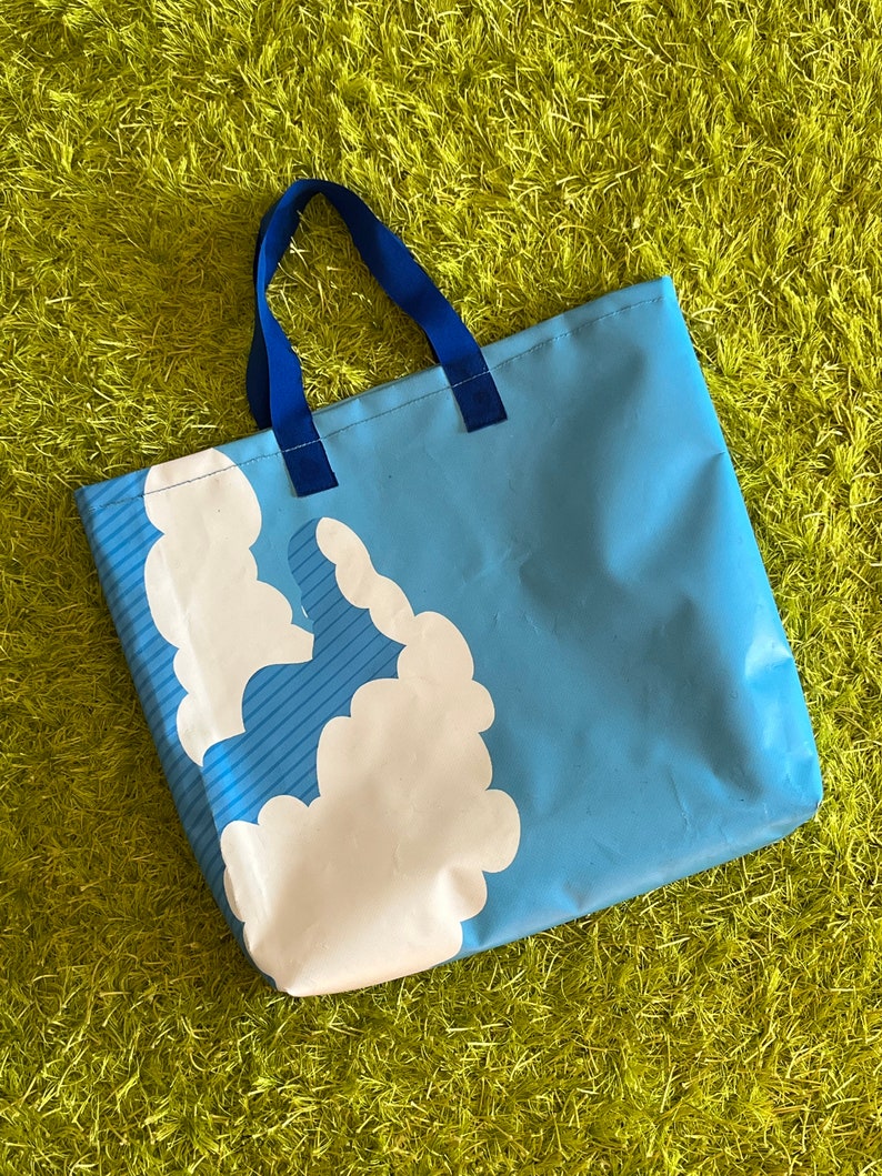 Shopping/beach bag from recycled billboards image 1