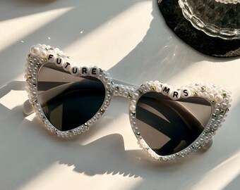 Gafas de sol personalizadas con diamantes de imitación del corazón de la novia, gafas de sol para ser novia, regalos de boda con diamantes de imitación, novia con gafas de sol de perlas, despedida de soltera del novio