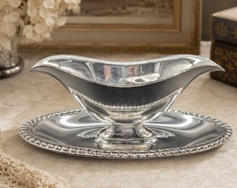 Vintage Silver Plate Sauce Boat with Underplate – Wm Rogers Double Spout Gravy Boat, Elegant Table Serving Piece