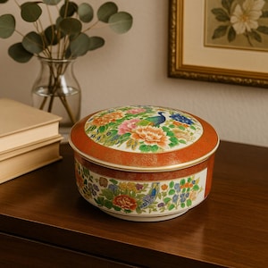Vintage Satsuma Japan Peacock Trinket Box with Lid – 6&quot; Round Floral Porcelain Dish | Jewelry Keepsake or Decorative Gift Box