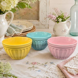 Vintage Blue Bowls - Etsy